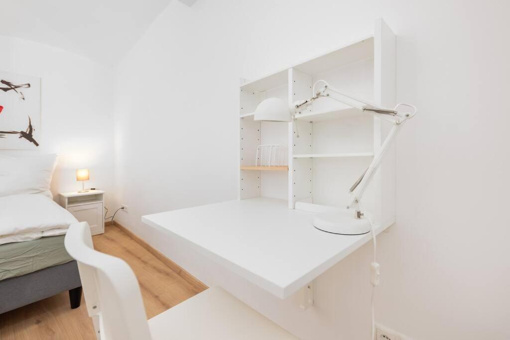 Appartement Terrassen-wohnung Am Goerlitzer Park In Kreuzberg Berlijn